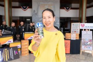 ยิบอินซอย มอบ “กาแฟรักษ์ป่า” สาละวะไล่โว่ กาแฟกระป๋องพร้อมดื่มเพื่อทหารกล้า