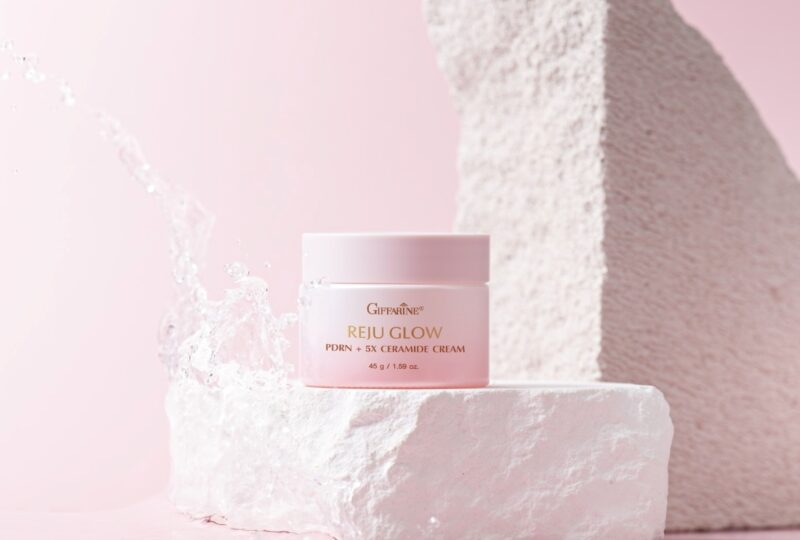 “กิฟฟารีน” ย้ำ! เทรนด์นี้ต้องรู้ เสริมผิวแข็งแรง ทำความรู้จัก PDRN และ Ceramide ตัวแกร่งที่ดูแลผิว